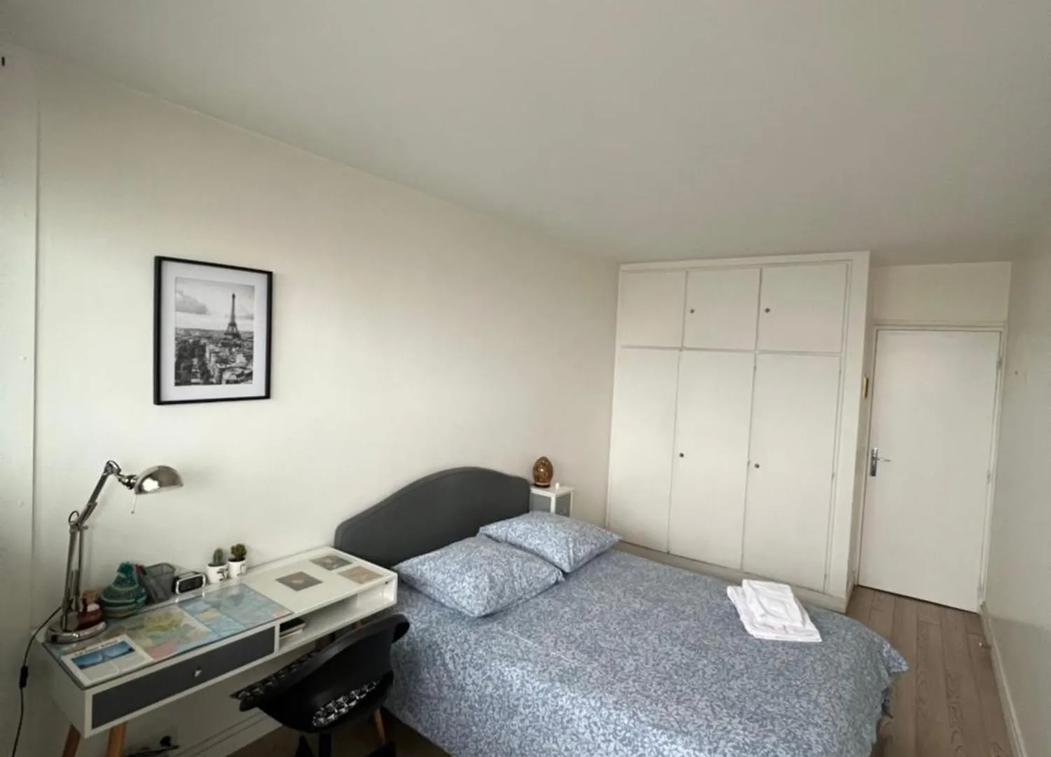 Kwatera prywatna Quarto Privado Em Apartamento Vista Torre Eiffel Paryż