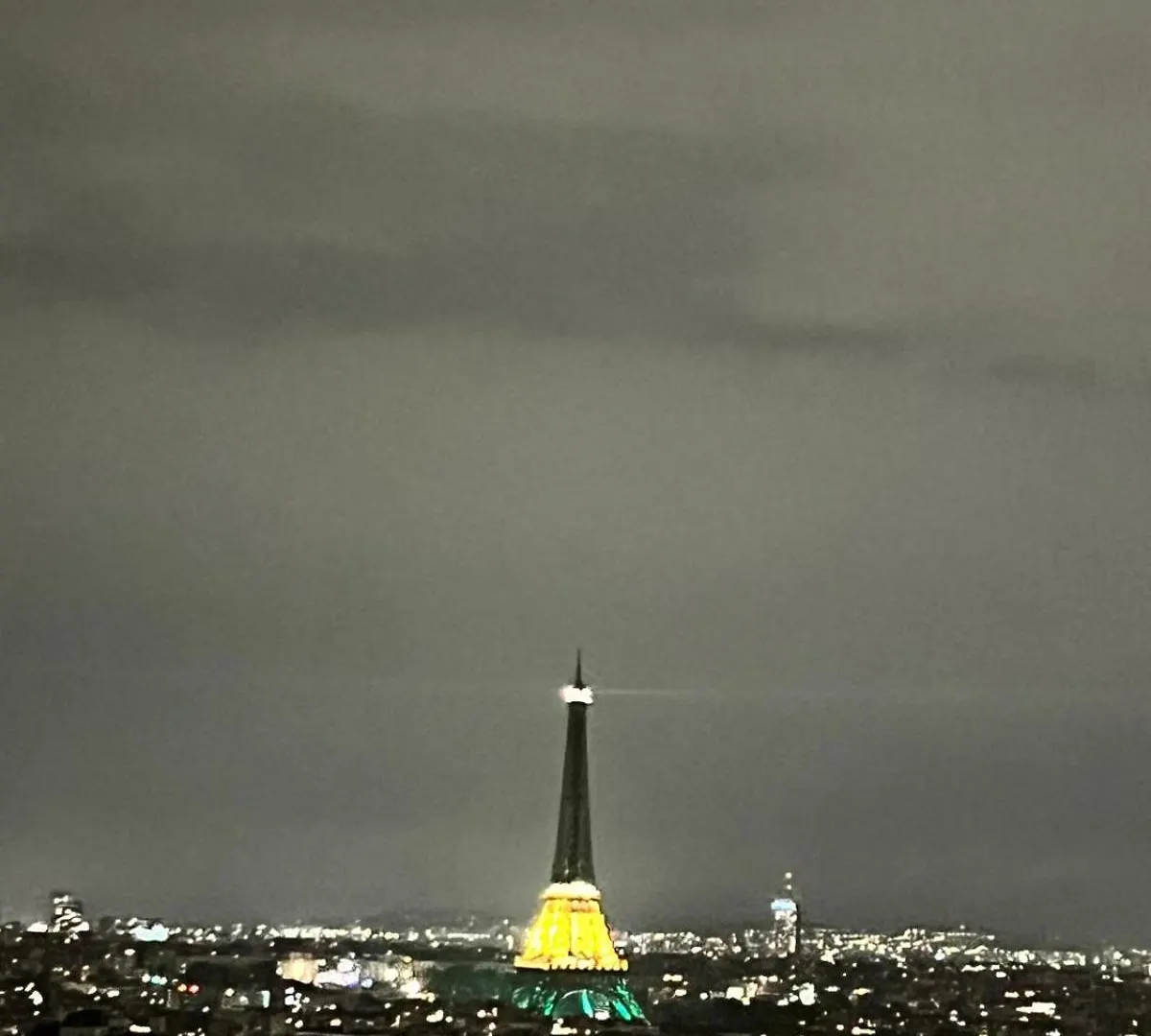 Quarto Privado Em Apartamento Vista Torre Eiffel Paryż 0*,  Francja